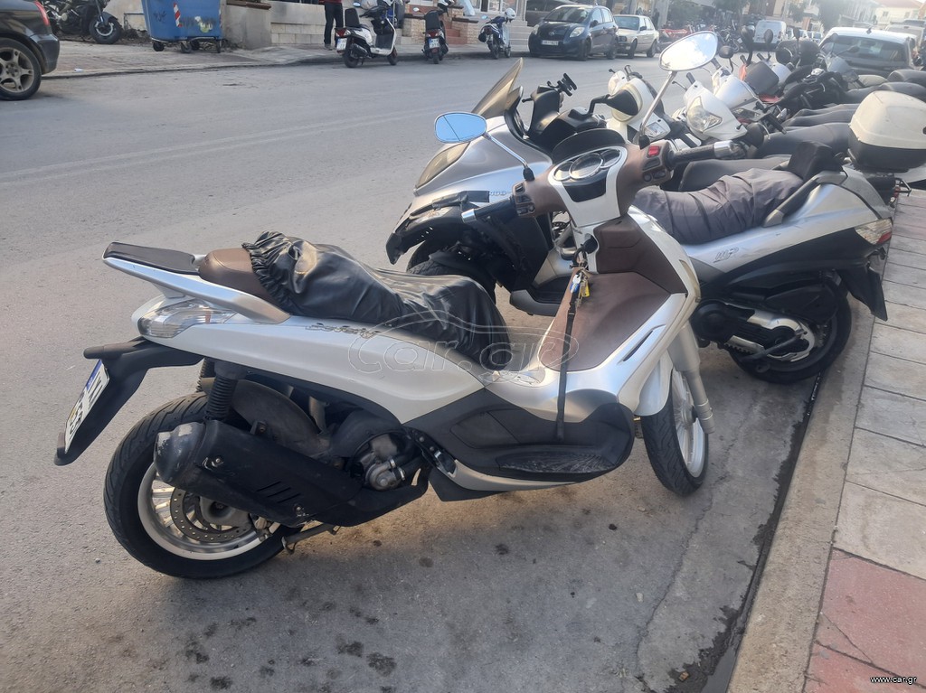 Piaggio Beverly 300i 2011