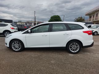 Ford Focus 2018-thumb-3