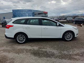Ford Focus 2018-thumb-7