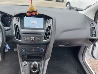 Ford Focus 2018-thumb-13