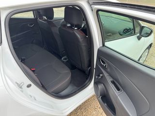 Renault Clio 2012-thumb-22