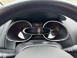 Renault Clio 2012-thumb-24