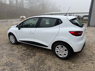 Renault Clio 2012-thumb-10