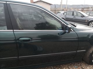 Πόρτα εμπρός δεξια BMW E39 520 1996 2002