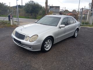 Mercedes-Benz E 220 2004