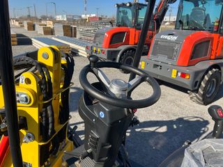 Φορτωτής Με Λάστιχα 2025 KUBOTA D1105-thumb-5
