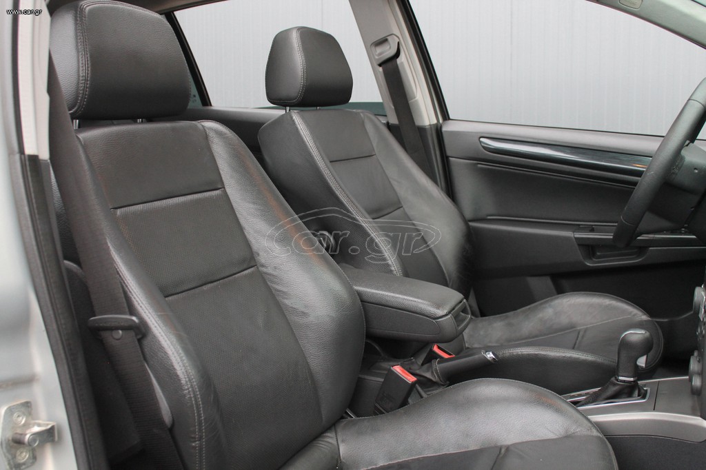 Opel Astra thumbnail 14