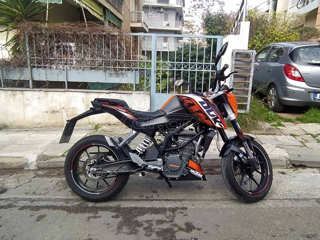 KTM 125 Duke 2011