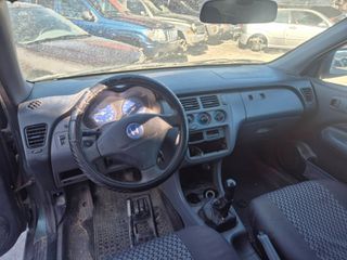 HONDA HR-V '01 1.6cc-thumb-14