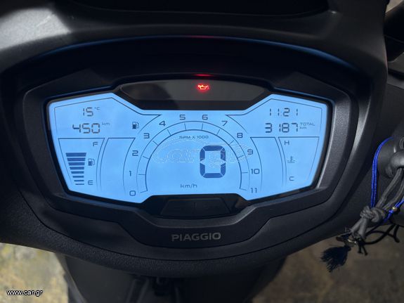 Piaggio Beverly 400 2025 HPE-thumb-7