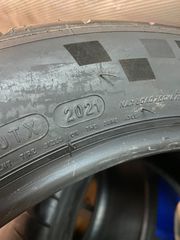 Michelin CUP 2    255/40/17-thumb-4