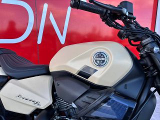 Benelli LEONCINO 2026 Bobber 400-thumb-25