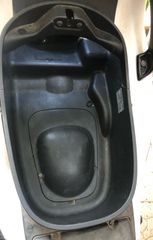 Piaggio XEvo 250 2015-thumb-13
