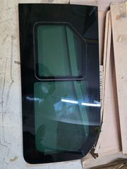 ΤΖΑΜΙ ΠΛΑΙΝΗΣ ΠΟΡΤΑΣ ΣYΡΟΜΕΝΗΣ ΑΡΙΣΤΕΡΗΣ NISSAN NV 300 2016>>2025