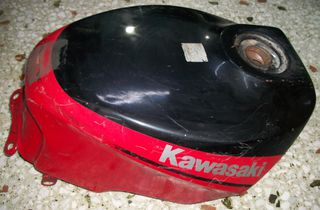 ΝΤΕΠΟΖΙΤΟ ΓΙΑ KAWASAKI GPZ 400 600 1985-1987