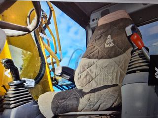 Εκσκαφέας Με Λάστιχα Komatsu 2009 PW200-thumb-8