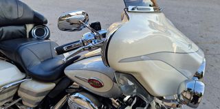 Harley Davidson Electra Glide 2008 Ultra Classic CVO-thumb-11