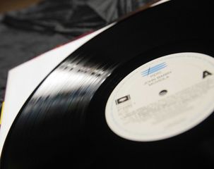 JOHN BARRY-MOVIOLA-thumb-7