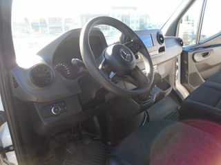 Κλούβα Mercedes-Benz 2021-thumb-24