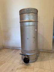 Μίνι δεξαμενή keg ζυθοποιίας 118 λίτρων ανοιξείδωτο με κεφαλή ενανθράκωσης και βαλβίδα εξόδου