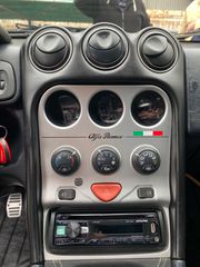 Alfa Romeo Spider 1998-thumb-18