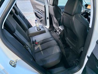 Peugeot 3008 2018 1.2cc 130PS ALLURE Ιδιωτη ΔΕΡΜΑ-thumb-8