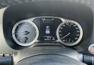 Nissan Navara 2017 NP300-thumb-18