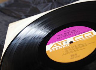 IRON BUTTERFLY-METAMORPHOSIS-thumb-7