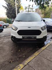 Ford Transit Courier 2020 titanium