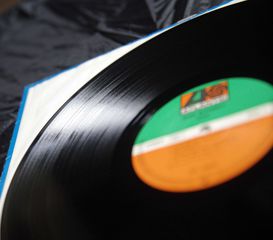 IRON BUTTERFLY-LIVE-thumb-7