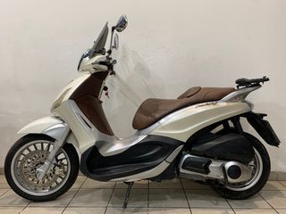 Piaggio Beverly 300i 2011-thumb-2