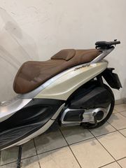 Piaggio Beverly 300i 2011-thumb-10