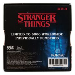 Stranger Things Medallion Hellfire Club Limited Edition-thumb-1