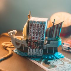 One Piece Bookends Going Merry-thumb-1