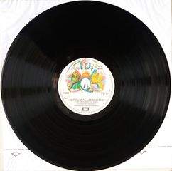 QUEEN-A NIGHT AT THE OPERA-thumb-4