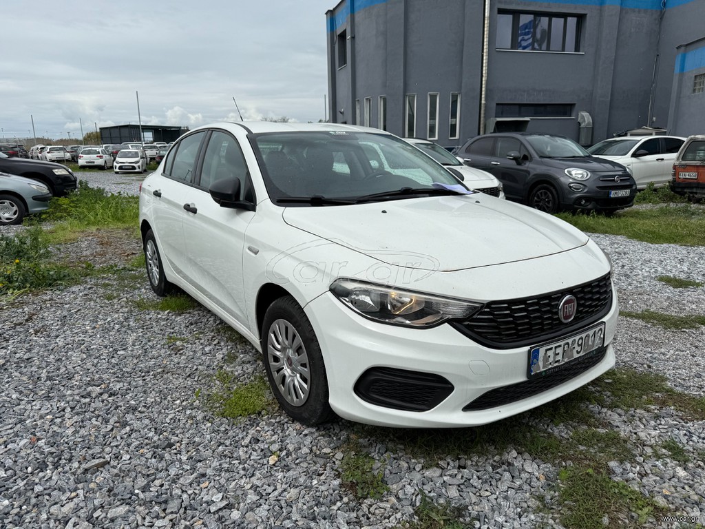 Fiat Tipo 2017 sedan
