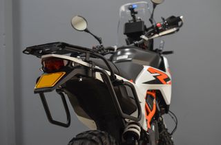 Πλαϊνές βάσεις σαμαριών ΚΤΜ 390 Adventure R και X
