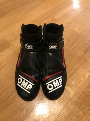 Ενδυση-Αξεσουάρ Go Kart ενδυση-αξεσουάρ