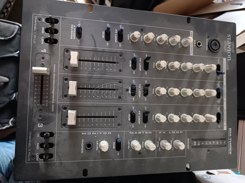 Stanton RM THREE DJ mixer