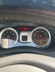 Renault Clio 2010 TCE 1.2 101HP TURBO-thumb-6