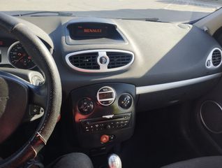 Renault Clio 2010 TCE 1.2 101HP TURBO-thumb-7