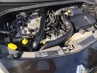 Renault Clio 2010 TCE 1.2 101HP TURBO-thumb-12