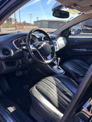 Lancia Delta 2012 Automatic-thumb-10