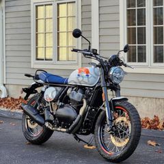 Royal Enfield 2026 BEAR 650 BOARDWALK WHITE-thumb-1