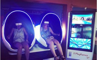 virtual realityVirtual Reality VR 9D 180 Ταινίες Εικονική Πραγματικότητα Μεταχειρισμένο Για δύο Άτομα