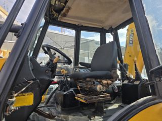 Εκσκαφέας Με Λάστιχα JCB 2002-thumb-10