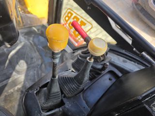 Εκσκαφέας Με Λάστιχα JCB 2002-thumb-11