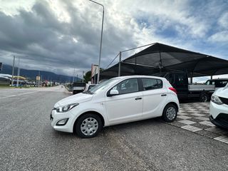 Hyundai i 20 2013-thumb-11