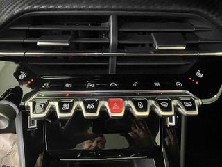 Peugeot 208 2021 e-GT-thumb-9