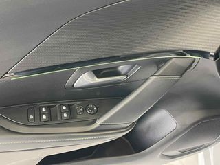 Peugeot 208 2021 e-GT-thumb-11